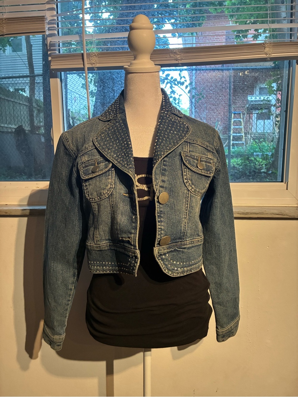 Cropped Rhinestone-Trim Light Blue Denim Jacket - Women